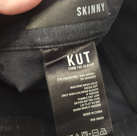 EUC Kut from the Kloth Skinny Pants - Picture 3 of 4